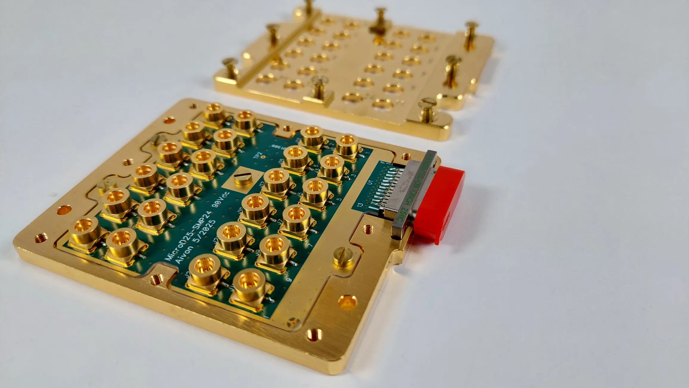 MicroD25 to 24 SMP adapter — view 2