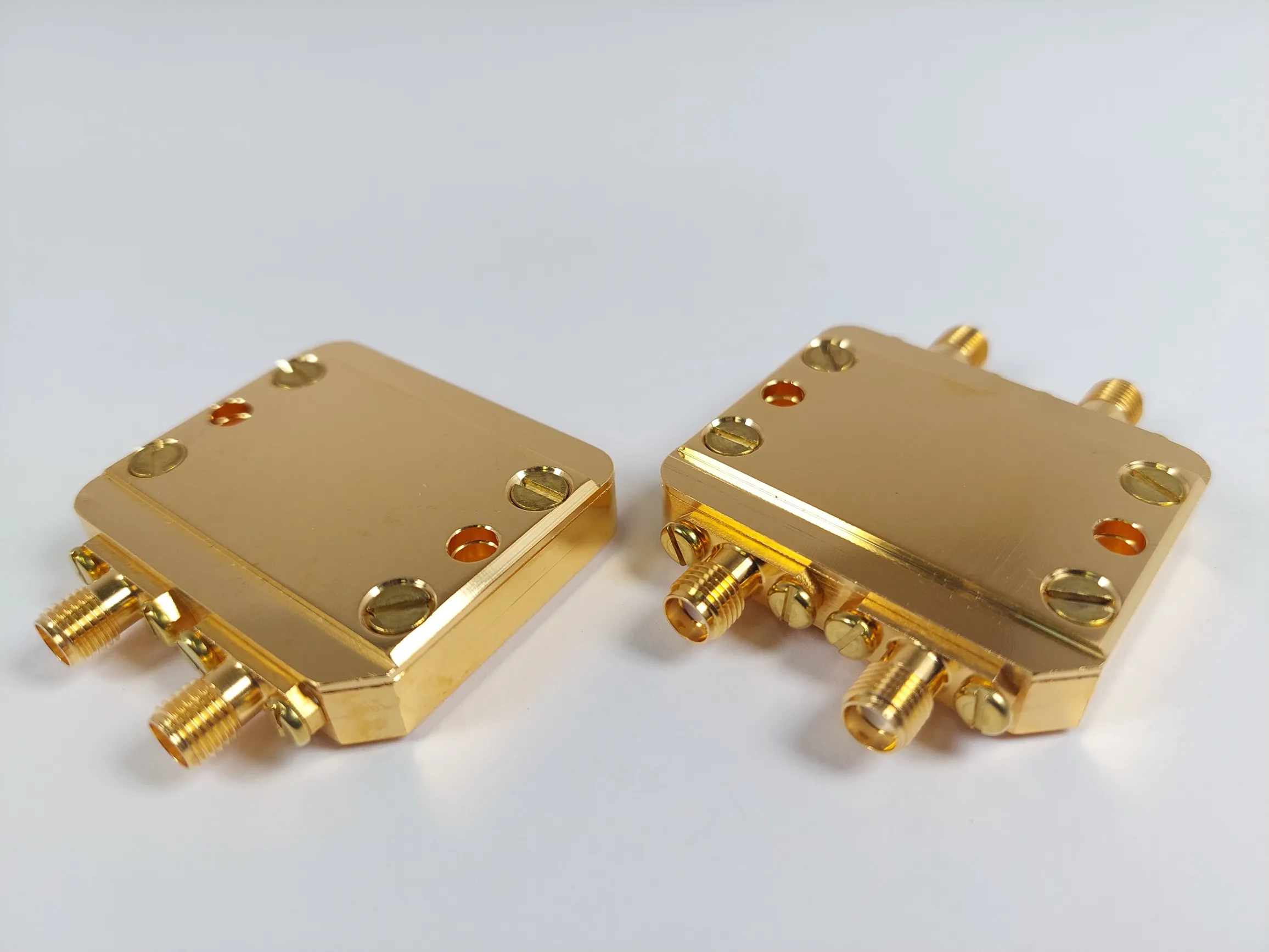 SMA-4B sample holders — view 2