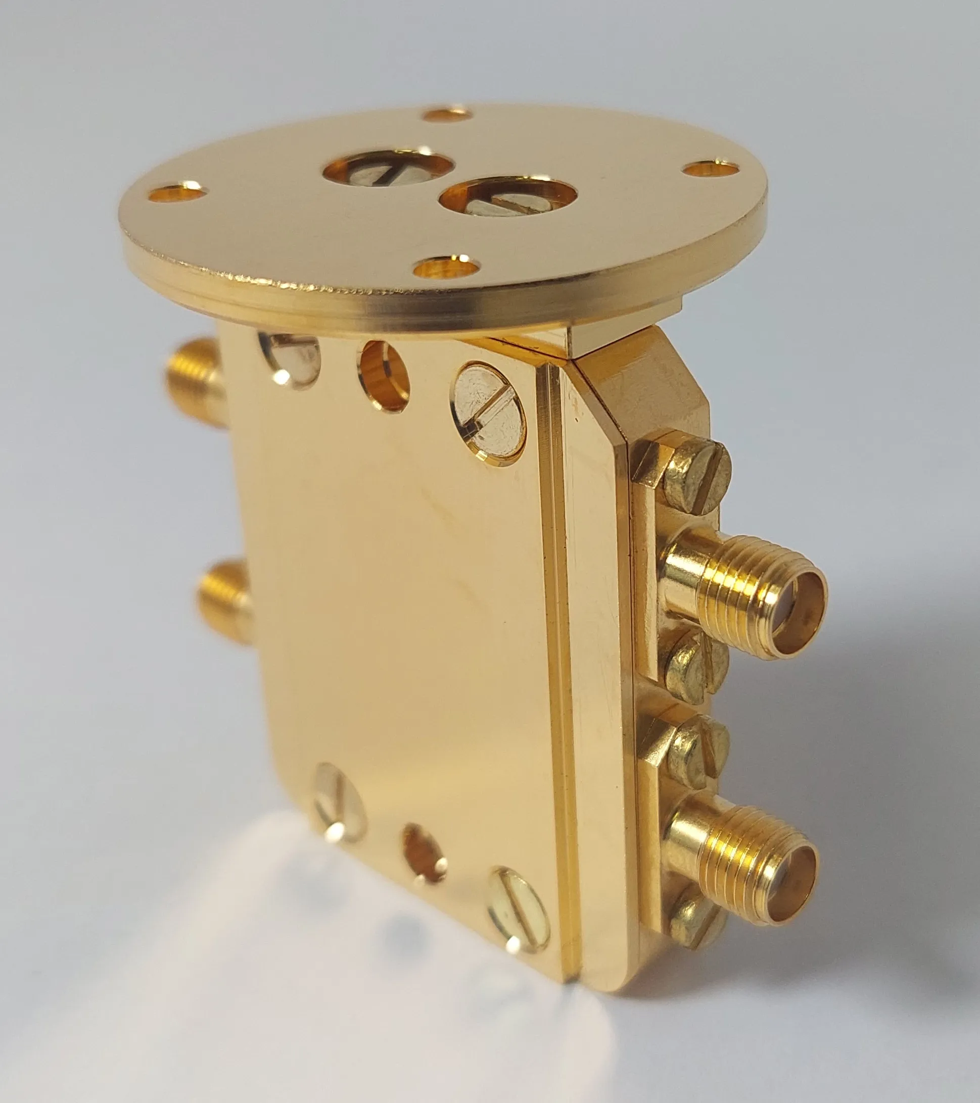 SMA-4B sample holders — view 7